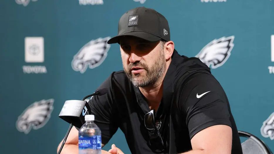 Eagles rumors: Insider makes big WR prediction after A.J. Brown trade