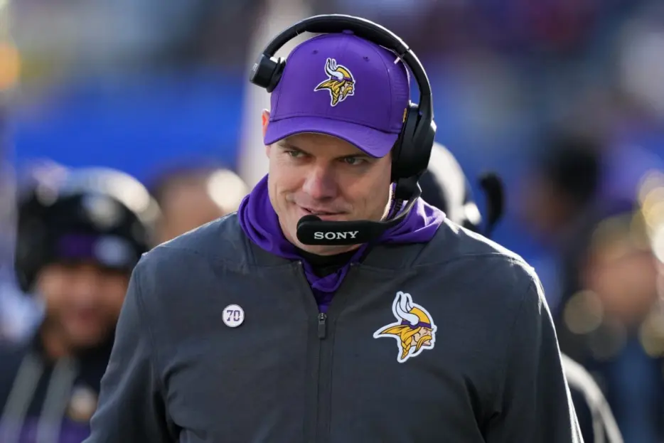 Minnesota Vikings Head Coach Drops Interesting Hint About QB Battle