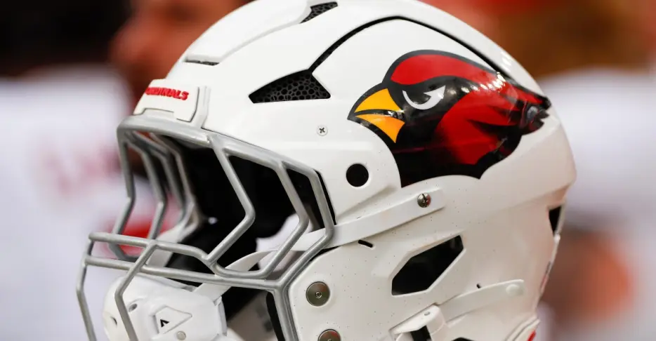 Cardinals executive suspended by NFL over gambling