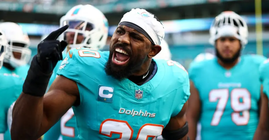 Dolphins 90 in 90: Jordyn Brooks stars in middle of defense