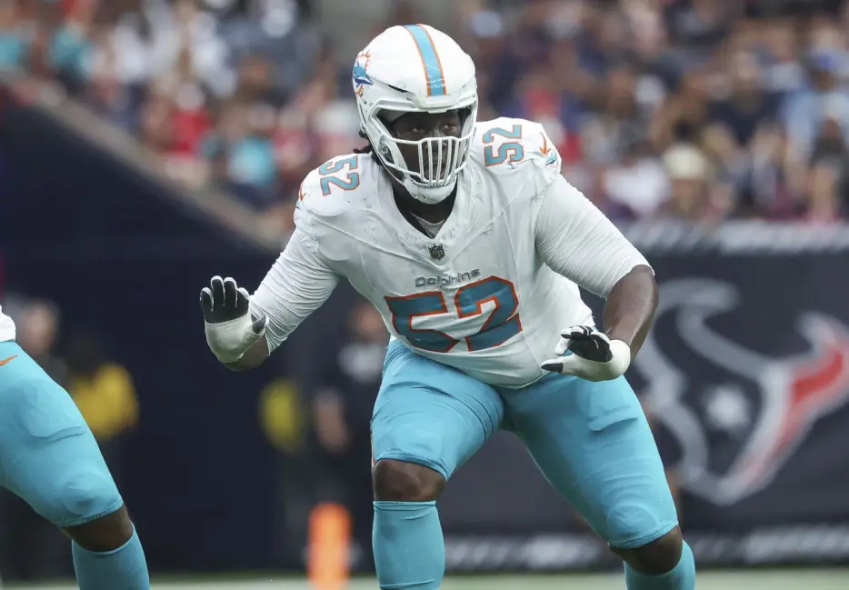 AFC Notes: Josh Allen, Patrick Paul, Rasul Douglas, Bills, Dolphins, Patriots