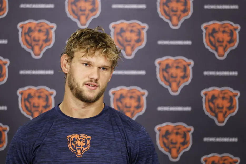 Bears Sign Round 3 TE Sam Roush, Wrap Draft Class Deals