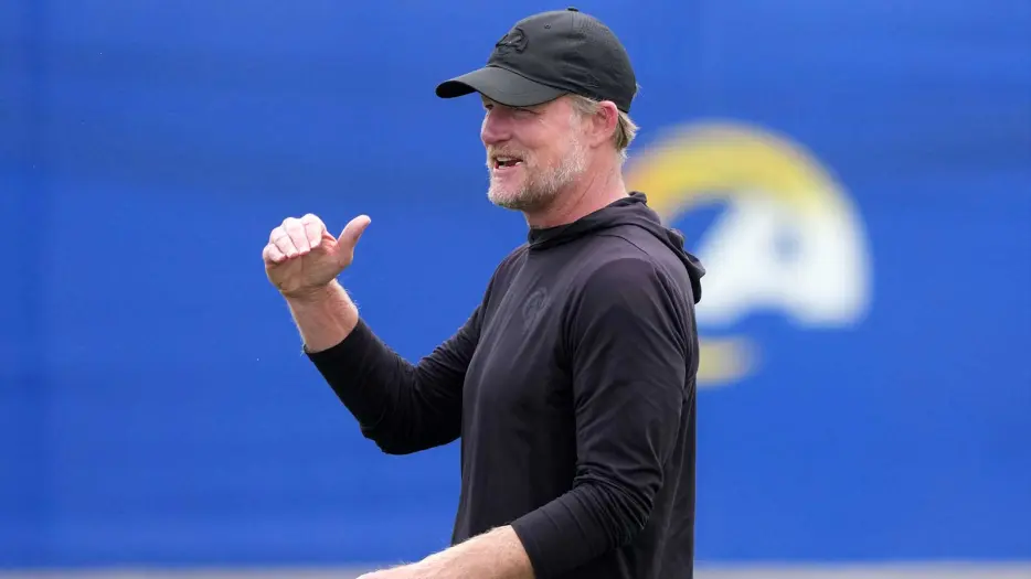 The Hulk Hogan gif Rams’ Les Snead sealed Myles Garrett trade with