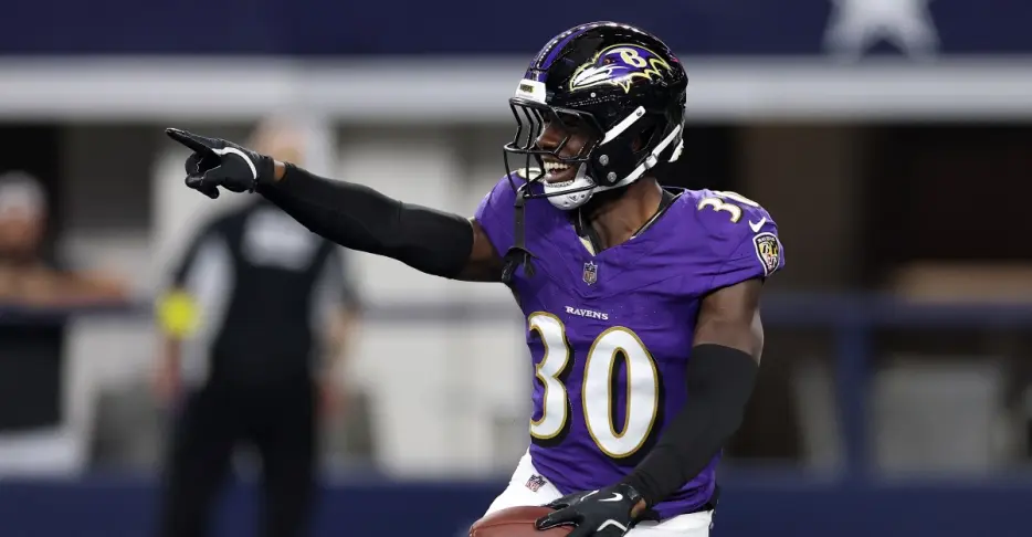 Loose Feathers: spring tryouts, ex-Ravens champs win UFL title