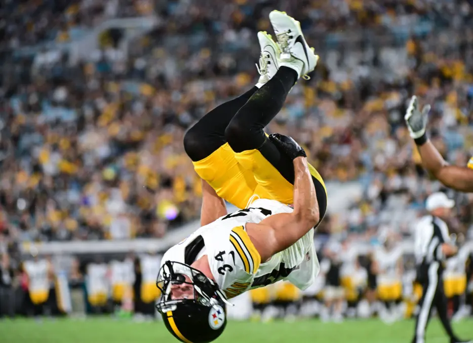 Pittsburgh’s Swiss Army Knife: How Max Hurleman’s Versatility Keeps His NFL Dreams Alive