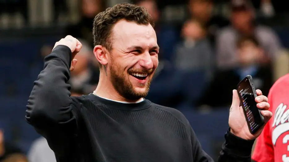 Joel Bitonio takes shot at Johnny Manziel during Browns retirement presser