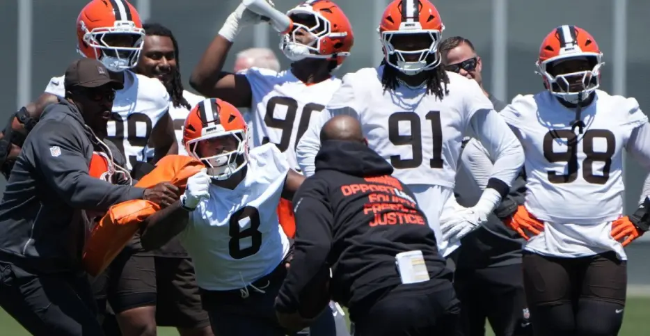 Besides QB, Browns big ‘lingering’ questions are replacing Myles Garrett, extensions