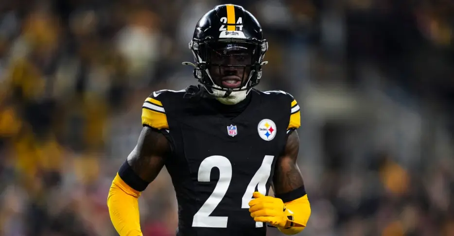 Joey Porter Jr. holding in to start Steelers minicamp