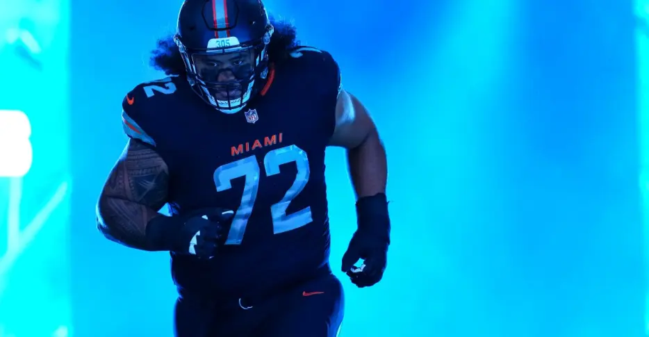 Dolphins make major leap in ESPN’s ‘Under-25 Talent’ list