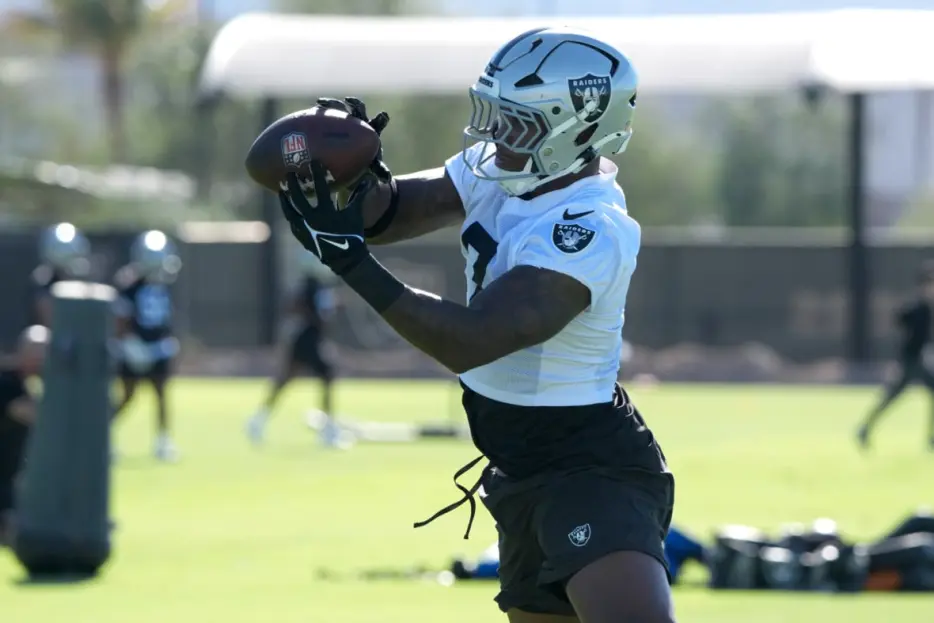 Raiders Linebackers: Why Nakobe Dean and Quay Walker Form the Best Corps in Recent Memory