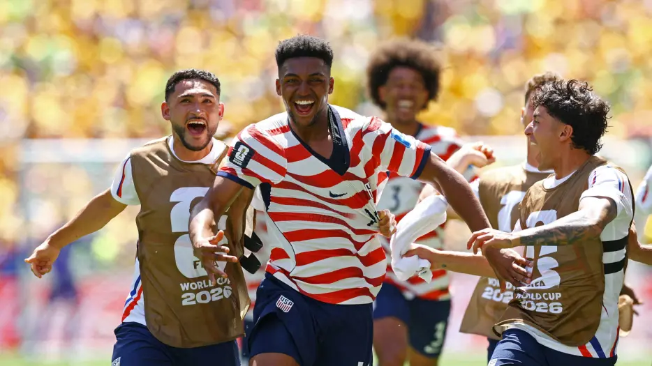 USMNT player Alex Freeman was heavily recruited by ex-NFL stars to play American football in high school