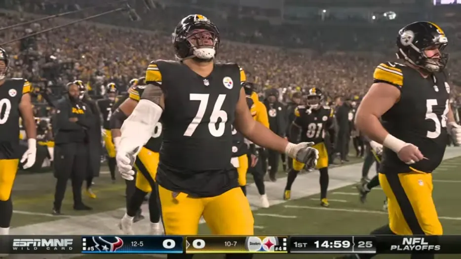 Odds And Ends: Fautanu Wants To Avoid Guard, Jones Sits Out Team Periods