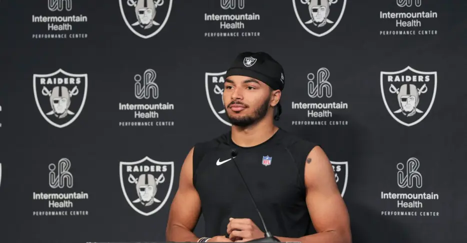 New Raiders safety Treydan Stukes adds versatility to the secondary