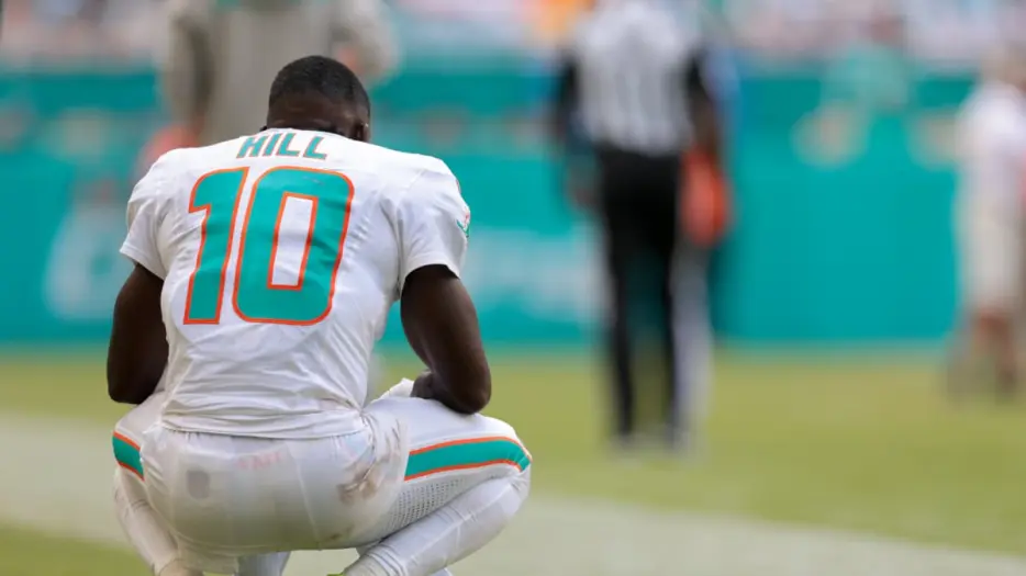 Tyreek Hill Injury Update Provides Grim Outlook On NFL Future