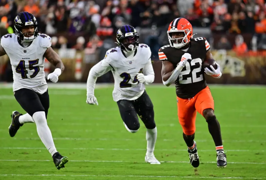 Recent Baltimore Ravens First-Round Pick Training with Former NFL Super Bowl Coach