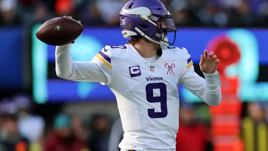 Respected NFL Analyst (and Former QB) Details Why J.J. McCarthy Can Still Be Vikings’ Franchise Solution