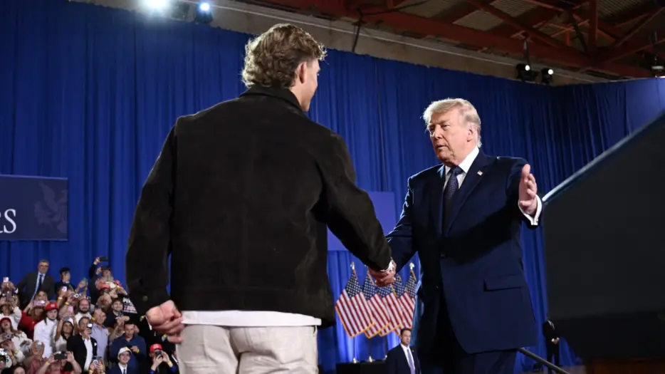 President Trump attacks "jealous" critics of Jaxson Dart