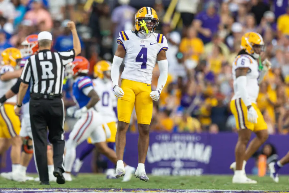 Chiefs To Sign First-Rounders Mansoor Delane, Peter Woods