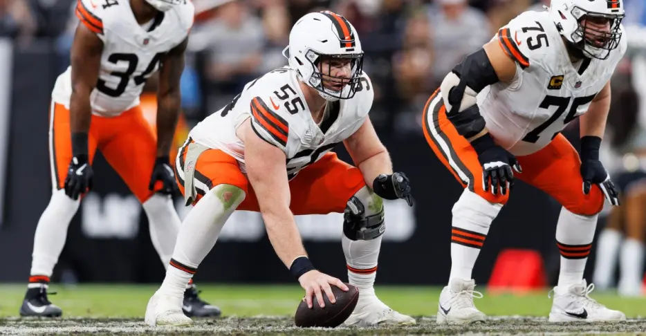 Discussion thread: should the Ravens sign former Browns C Ethan Pocic?