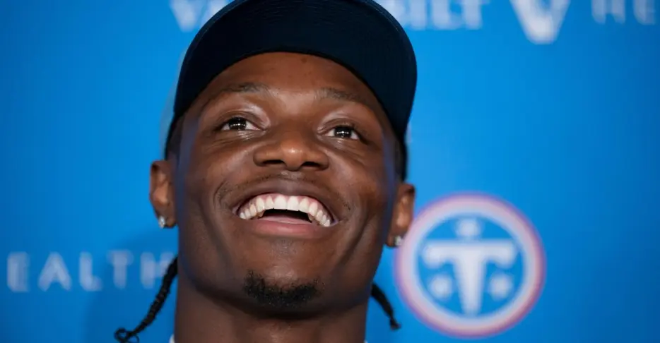 Titans OTAs: News &amp; Notes from practice No. 7 (6/8): Cam Ward to Carnell Tate again