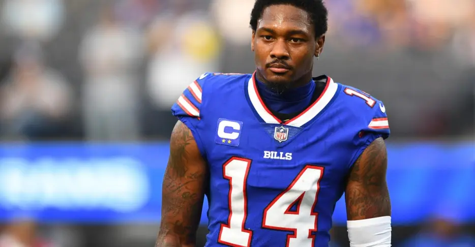Stefon Diggs posts Bills highlights on his personal Instagram