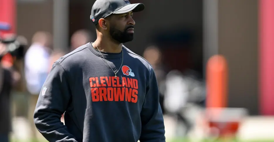 Which position will you follow the most at Browns training camp? Reacts Survey