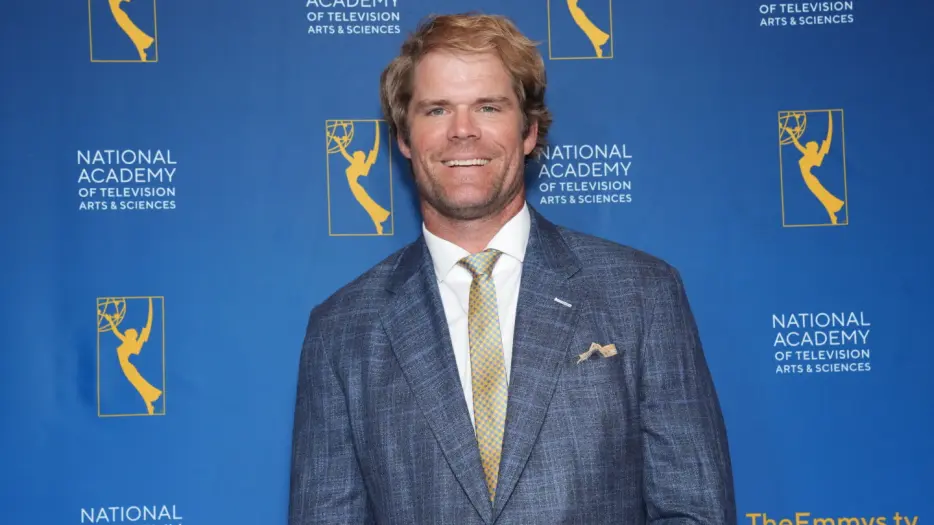 Greg Olsen wins Emmy, over Tom Brady