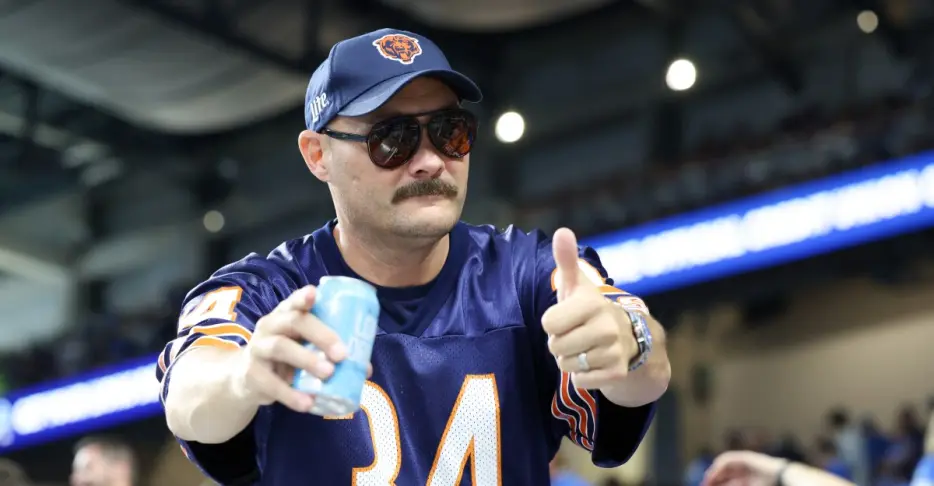 The Bear’s Den, May 13, 2026