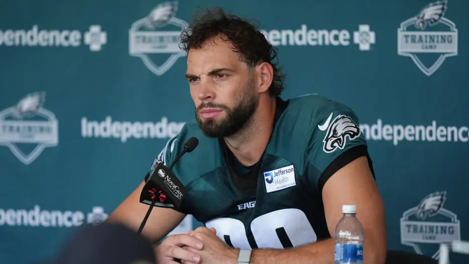 Dallas Goedert opens up about testing free agency before re-signing with Eagles