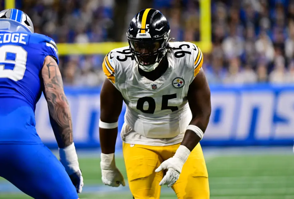 Next Up? Steelers, Keeanu Benton Talking Contract Extension