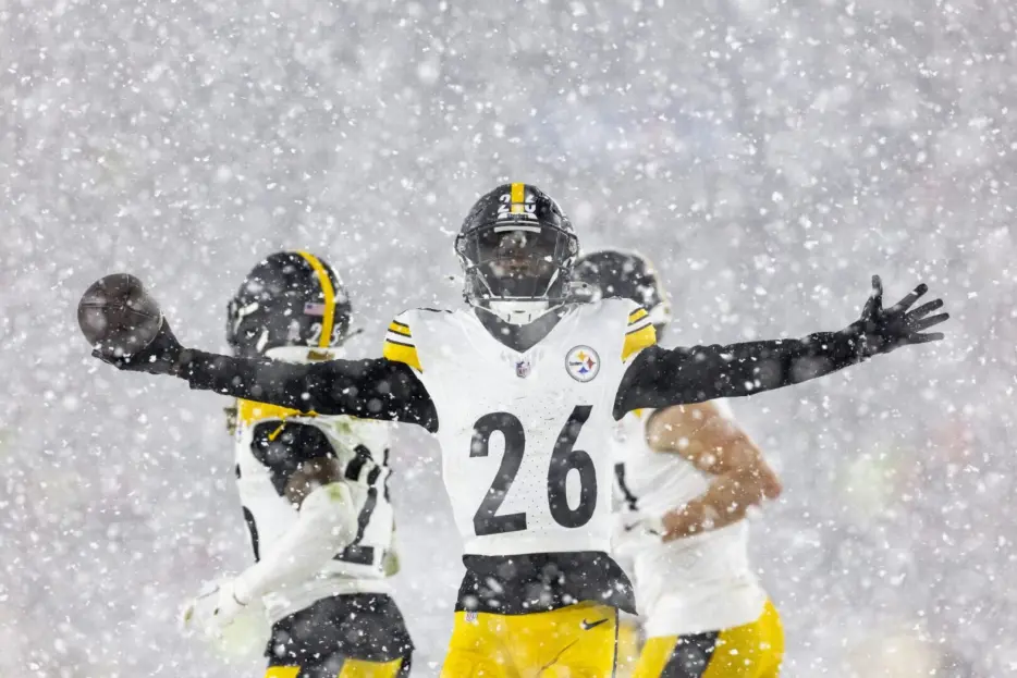 AFC Notes: Donte Jackson, Riley Moss, Broncos, Chargers, Chiefs