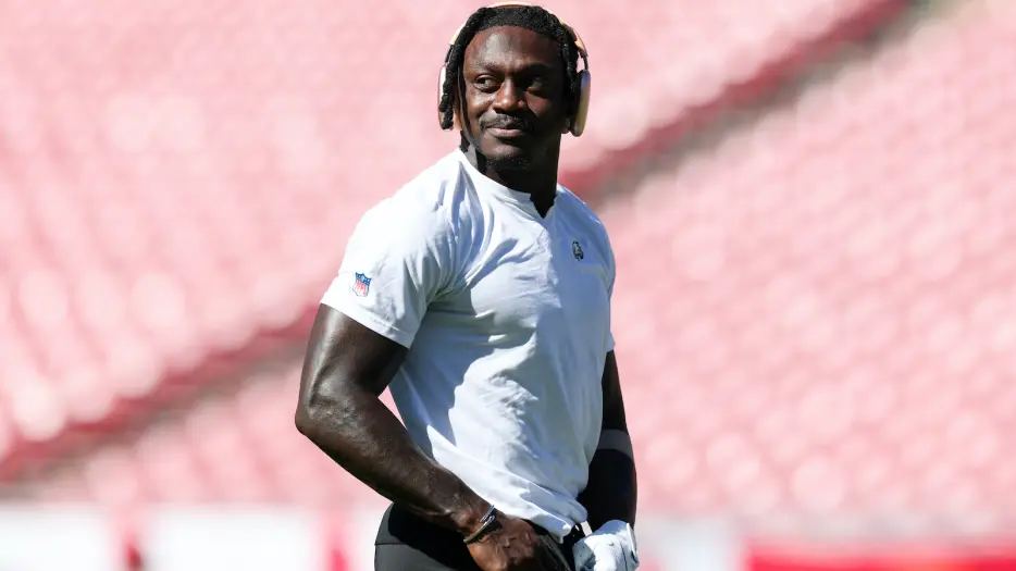 AJ Brown Couldn’t Resist Leaving Philadelphia Without Giving One Final Example Of His Diva Attitude And Outsized Ego