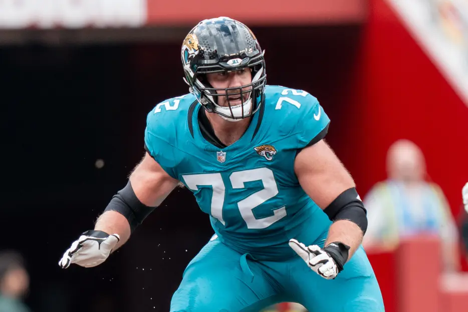 Another Offensive Tackle? Analyst Proposes Steelers Make Trade