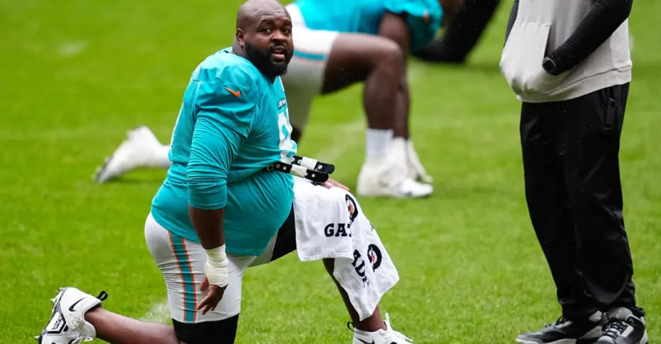 Raiders roster 2026: Get to know Benito Jones