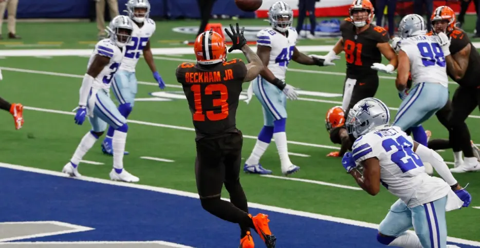 Browns throwback: Fireworks aplenty as offense explodes for 49 points