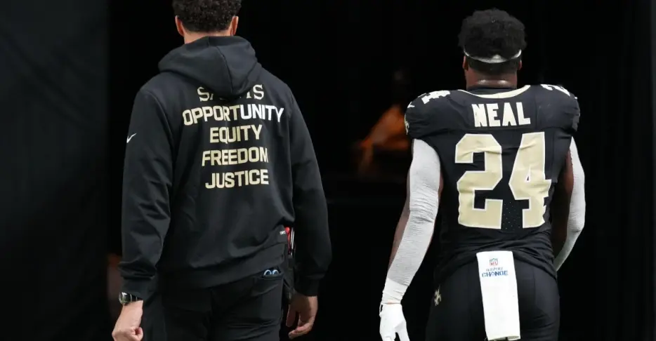 Saints second year RB Devin Neal suffers minor injury
