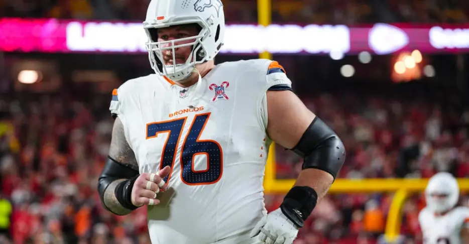 Denver Broncos roster review: Offensive lineman Calvin Throckmorton