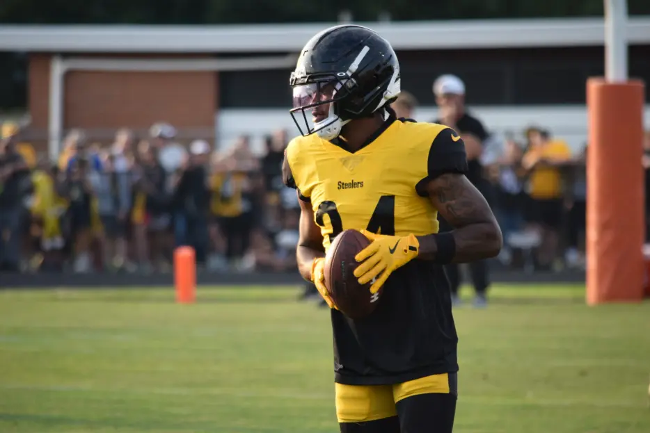 Steelers Get Good Injury News on Promising Young CB