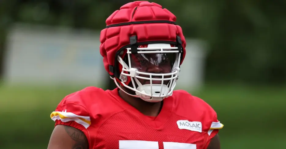 Chiefs News 6/25: Low odds for Jaylon Moore to see contract extension