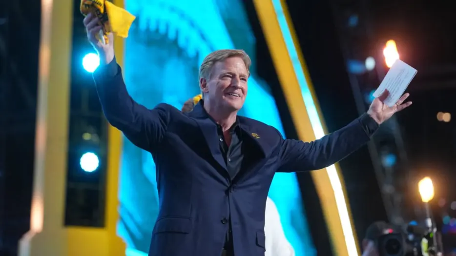NFL Makes Major Roger Goodell Decision That Will Shape the League’s Future