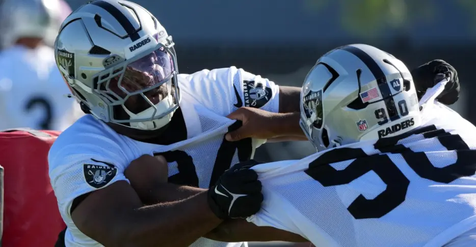 Benito Jones helps, but Raiders’ long-term nose tackle plan is a concern