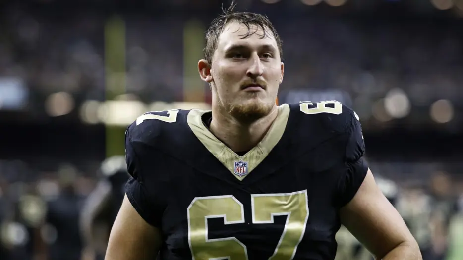 Jets sign OL Landon Young