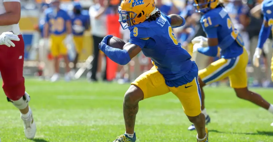 Will versatile Dolphins rookie Kyle Louis outperform draft position?