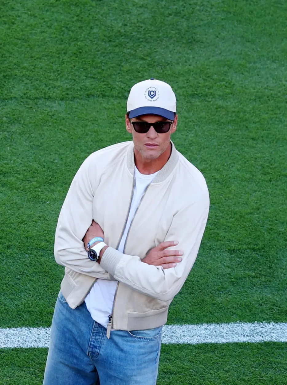 Video of Tom Brady’s Unexpected Encounter With Twins Named After Him And His Favorite WR Is Going Viral Again