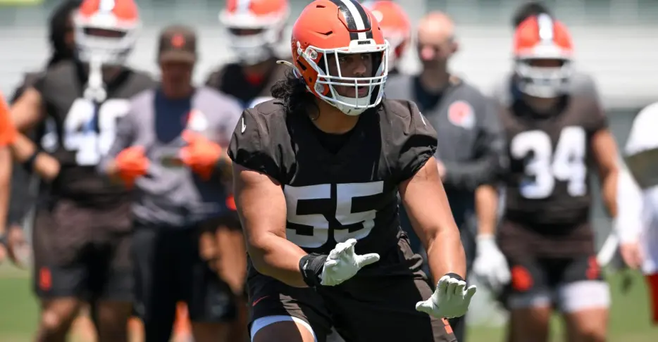Saturday Dawg Chow (6/13): Spencer Fano flexing his muscles