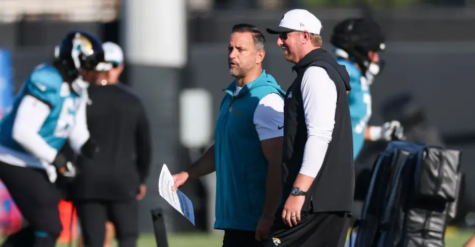 Jaguars Reacts Survey: Will the defense out-rank the offense again?