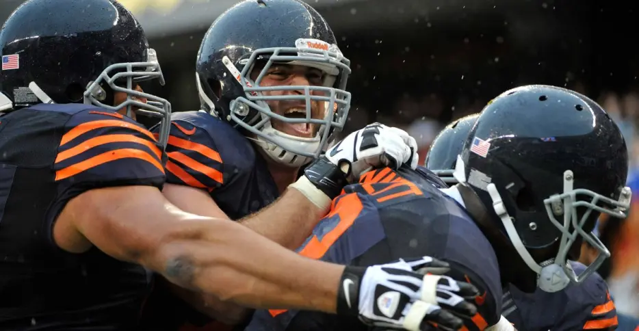 All-Time Historical Bears Team Tournament: Gridiron Greats vs Chicago Monsters