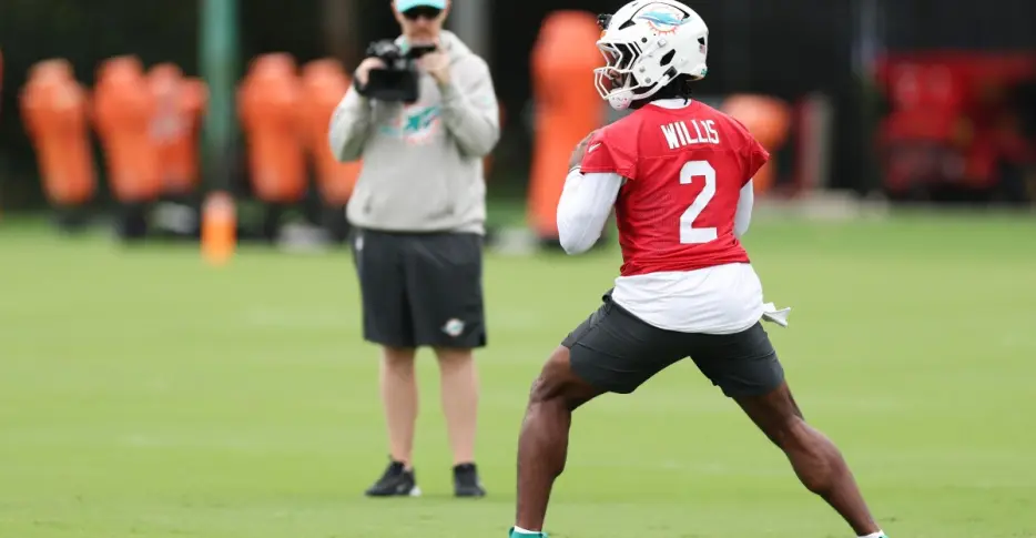 Malik Willis delayed signing with Dolphins to complete throwing session