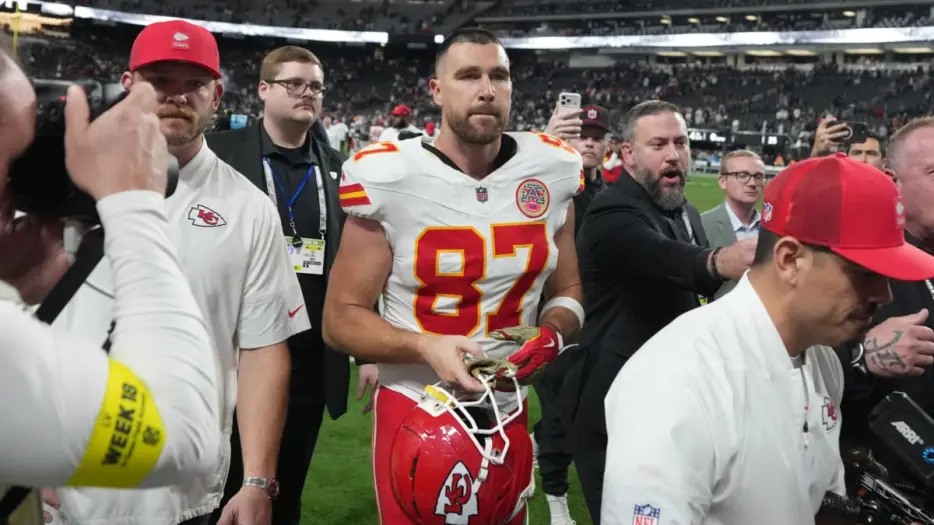 Major Travis Kelce Retirement Hint Emerges Before 2026 NFL Season