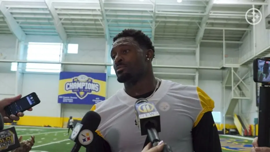 ‘Always Willing To Learn’: DK Metcalf Shares Early Impressions Of WR Germie Bernard